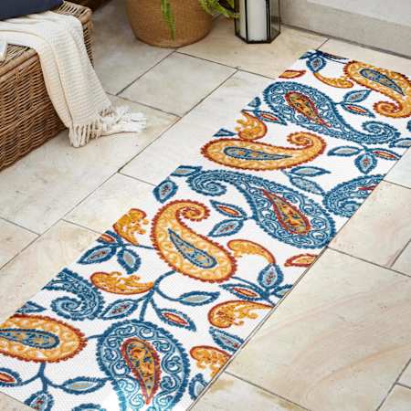 JONATHAN Y Lighting Amalfi Coast 2-1/4' x 8' Polypropylene Paisley Indoor/Outdoor Runner Orange / Blue