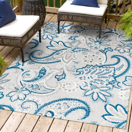 JONATHAN Y Lighting Amalfi Coast 4' x 6' Polypropylene Botanical and Paisley Indoor/Outdoor Area Rug Light Gray / Blue