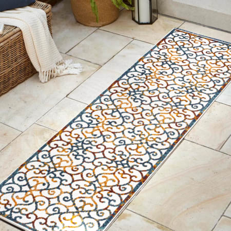 JONATHAN Y Lighting Amalfi Coast 2-1/4' x 8' Polypropylene Traditional Indoor/Outdoor Rectangular Area Rug Cream / Blue