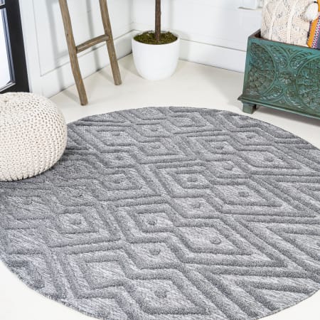 JONATHAN Y Lighting Ibiza 5-1/4' x 5-1/4' Polypropylene Geometric Indoor / Outdoor Round Area Rug Dark Gray
