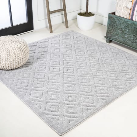 JONATHAN Y Lighting Ibiza 5-1/4' x 5-1/4' Polypropylene Geometric Indoor / Outdoor Square Area Rug Light Gray