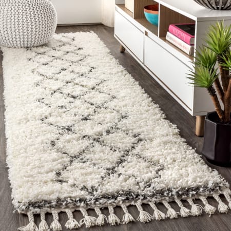 JONATHAN Y Lighting Mercer Shag 2-1/4' x 8' Shag Polypropylene Vintage Geometric Moroccan / Tribal Runner Cream / Gray