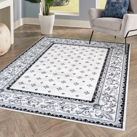 JONATHAN Y Lighting Modern Persian 4' x 6' Polypropylene Traditional Rectangle Area Rug Cream / Light Gray