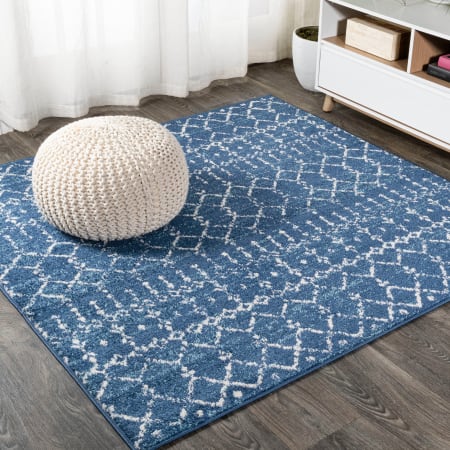 JONATHAN Y Lighting Moroccan Hype 5' x 5' Polypropylene Moroccan & Tribal and Trellis Indoor Area Rug Blue / White