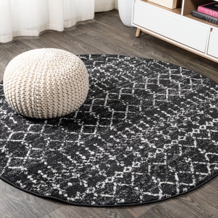 JONATHAN Y Lighting Moroccan Hype 5' x 5' Polypropylene Moroccan & Tribal and Trellis Indoor Area Rug Black / Ivory