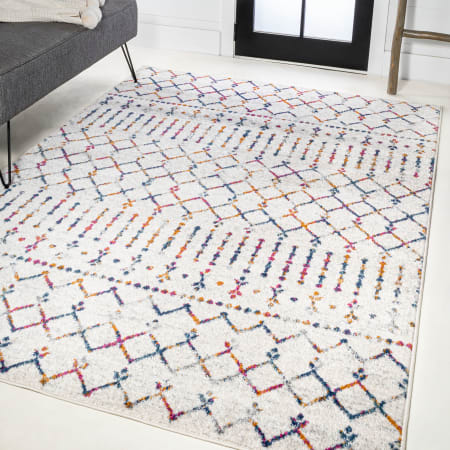 JONATHAN Y Lighting Moroccan Hype 3' x 5' Polypropylene Vintage Rectangle Area Rug Cream / Multi