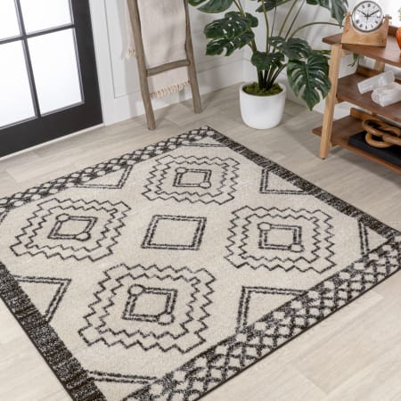 JONATHAN Y Lighting Moroccan Hype 6-1/2' x 6-1/2' Polypropylene Geometric and Moroccan & Tribal Indoor Area Rug Cream / Black