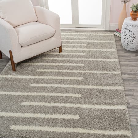 JONATHAN Y Lighting Moroccan Hype 5' x 8' Shag Polypropylene Moroccan & Tribal and Striped Indoor Rectangular Area Rug Gray / Ivory