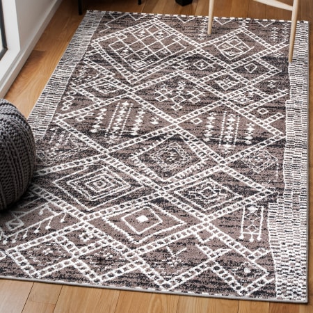 JONATHAN Y Lighting Moroccan Hype 7-3/4' x 10' Polypropylene Moroccan & Tribal and Traditional Indoor Area Rug Brown / Ivory