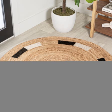 JONATHAN Y Lighting Ansa Collection 4' x 4' Jute Power Loomed Abstract Indoor Area Rug Natural / Cream / Black