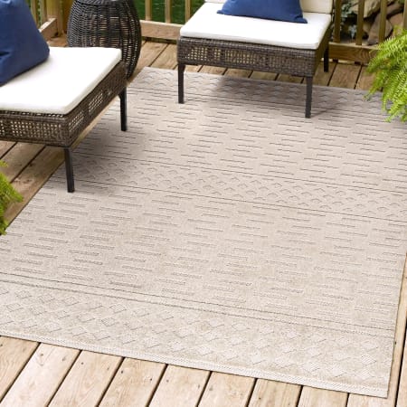 JONATHAN Y Lighting South Beach 4' x 6' Polypropylene Geometric, Moroccan & Tribal, and Vintage Indoor/Outdoor Area Rug Beige
