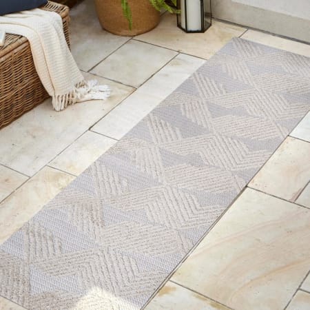 JONATHAN Y Lighting South Beach 2' x 10' Polypropylene Geometric and Moroccan & Tribal Indoor/Outdoor Runner Beige