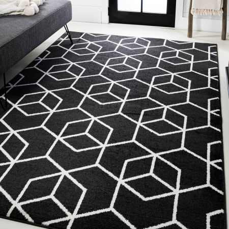 JONATHAN Y Lighting Supersoft 4' x 6' Polypropylene Geometric and Solid Indoor Area Rug Black / White