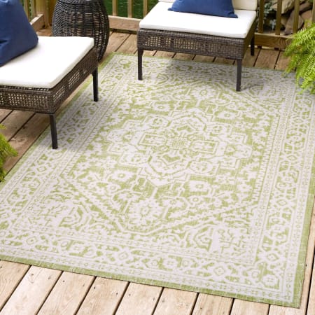 JONATHAN Y Lighting 9' x 12' Polypropylene Bohemian Indoor/Outdoor Rectangular Area Rug Green / Cream