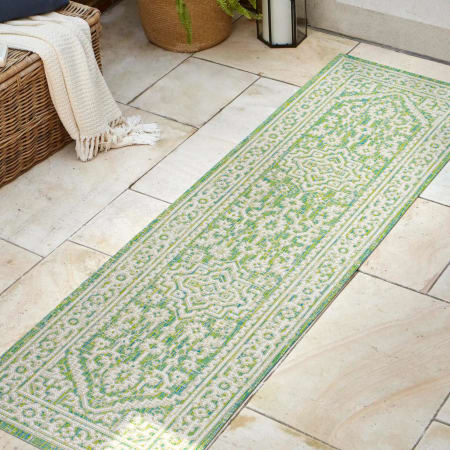 JONATHAN Y Lighting Santa Monica 2-1/4' x 10' Polypropylene Botanical, Traditional, and Vintage Indoor/Outdoor Runner Cream / Green