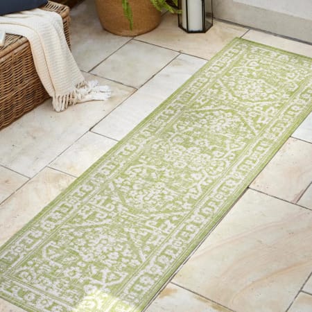 JONATHAN Y Lighting 2' x 8' Polypropylene Bohemian Indoor/Outdoor Rectangular Area Rug Green / Cream