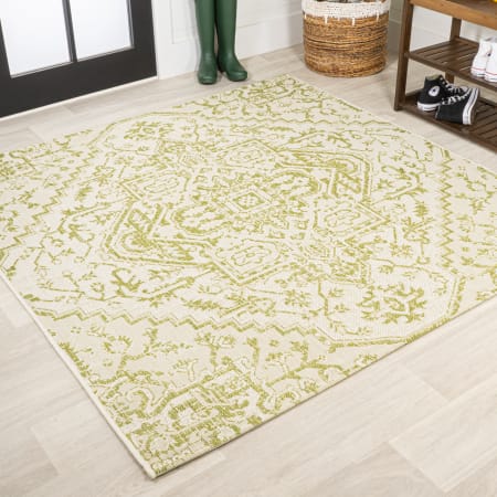 JONATHAN Y Lighting 5' x 5' Polypropylene Bohemian Indoor/Outdoor Square Area Rug Cream / Green