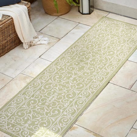 JONATHAN Y Lighting 2' x 8' Polypropylene Vintage Indoor/Outdoor Rectangular Area Rug Green / Cream