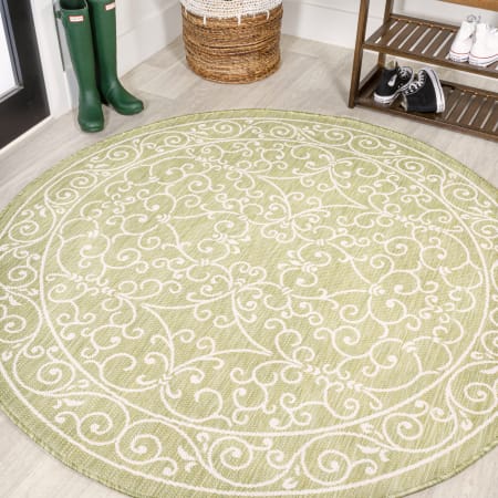 JONATHAN Y Lighting 5' Polypropylene Vintage Indoor/Outdoor Round Area Rug Green / Cream