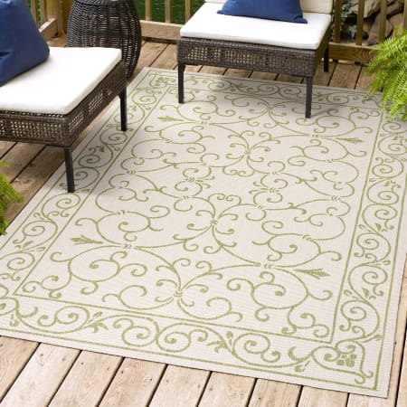 JONATHAN Y Lighting 5' x 8' Polypropylene Vintage Indoor/Outdoor Rectangular Area Rug Cream / Green