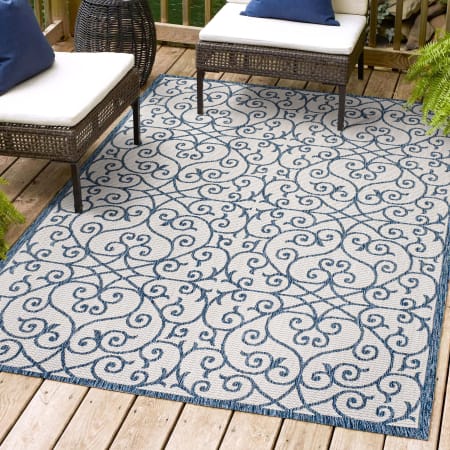 JONATHAN Y Lighting 8' x 10' Polypropylene Vintage Indoor/Outdoor Rectangular Area Rug Blue / Cream