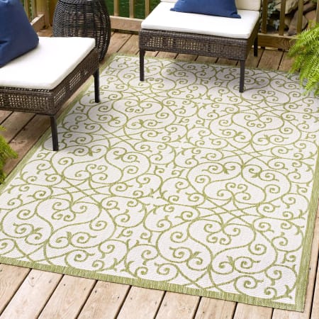 JONATHAN Y Lighting 8' x 10' Polypropylene Vintage Indoor/Outdoor Rectangular Area Rug Green / Cream