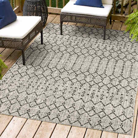 JONATHAN Y Lighting Santa Monica 7-3/4' x 10' Polypropylene Moroccan & Tribal, Southwestern, and Trellis Indoor/Outdoor Rectangular Area Rug Light Gray / Black