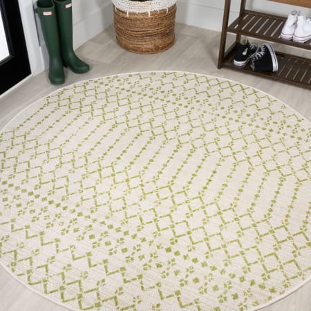 JONATHAN Y Lighting 5' Polypropylene Moroccan Indoor/Outdoor Round Area Rug Cream / Green