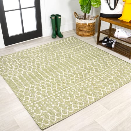 JONATHAN Y Lighting 5' x 5' Polypropylene Moroccan Indoor/Outdoor Square Area Rug Light Green / Cream
