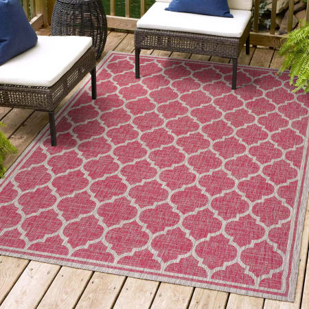JONATHAN Y Lighting Santa Monica 5-1/4' x 7-1/2' Polypropylene Border, Geometric, and Trellis Indoor/Outdoor Rectangular Area Rug Fuchsia / Light Gray