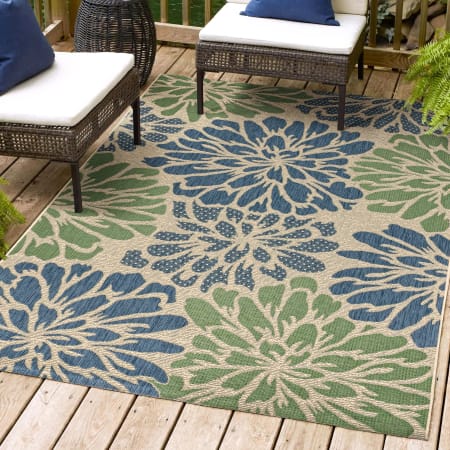JONATHAN Y Lighting Santa Monica 5-1/4' x 7-1/2' Polypropylene Botanical Indoor/Outdoor Rectangular Area Rug Navy / Green