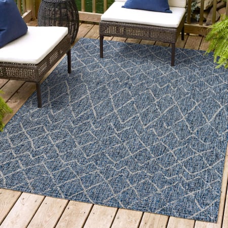 JONATHAN Y Lighting Santa Monica 3' x 5' Polypropylene Geometric and Solid Indoor/Outdoor Area Rug Navy / Light Gray
