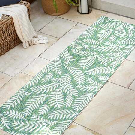 JONATHAN Y Lighting Santa Monica 2-1/4' x 8' Polypropylene Botanical Indoor/Outdoor Runner Cream / Green