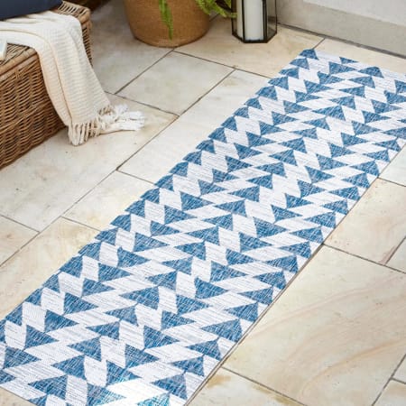JONATHAN Y Lighting Santa Monica 2-1/4' x 8' Polypropylene Geometric and Moroccan & Tribal Indoor/Outdoor Runner Blue / Ivory