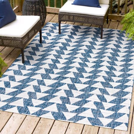 JONATHAN Y Lighting Santa Monica 7-3/4' x 10' Polypropylene Geometric, Transitional Indoor / Outdoor Rectangle Area Rug Ivory / Blue