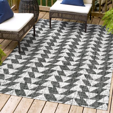 JONATHAN Y Lighting Santa Monica 5-1/4' x 7-1/2' Polypropylene Geometric and Moroccan & Tribal Indoor/Outdoor Area Rug Black / Ivory
