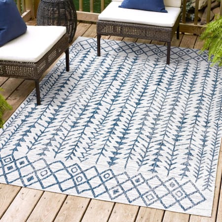 JONATHAN Y Lighting Santa Monica 7-3/4' x 10' Polypropylene Transitional Indoor / Outdoor Rectangle Area Rug Ivory / Blue