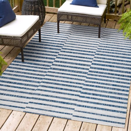 JONATHAN Y Lighting Santa Monica 7-3/4' x 10' Polypropylene Striped, Transitional Indoor / Outdoor Rectangle Area Rug Ivory / Blue