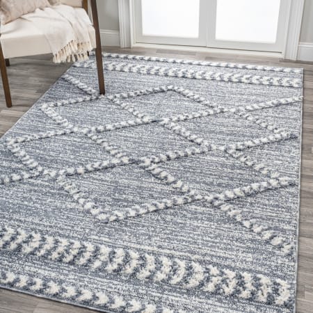 JONATHAN Y Lighting Santa Theresa 4' x 6' Shag Polypropylene Moroccan & Tribal Indoor Rectangular Area Rug Gray / Cream