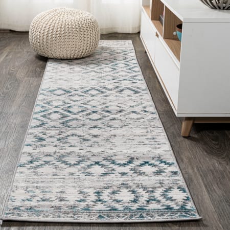 JONATHAN Y Lighting Silk Orchid 2' x 10' Polypropylene Traditional and Trellis Indoor Runner Gray / Turquoise