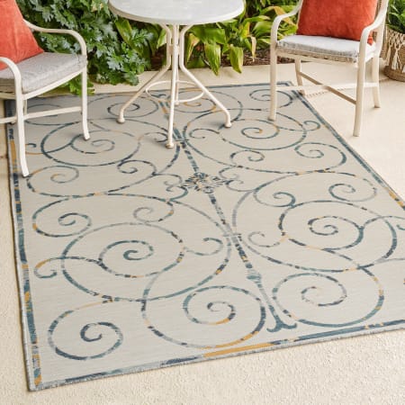 JONATHAN Y Lighting Savannah 4' x 6' Polypropylene Abstract, Moroccan & Tribal, and Trellis Indoor/Outdoor Rectangular Area Rug Cream / Navy
