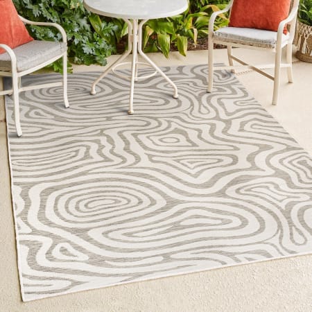 JONATHAN Y Lighting Savannah 4' x 6' Polypropylene Abstract and Geometric Indoor/Outdoor Rectangular Area Rug Gray / Cream