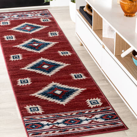 JONATHAN Y Lighting South Western 2' x 8' Polypropylene Indoor Runner Red / Navy / Cream