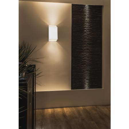Justice Design Group-CER-5875-Lifestyle