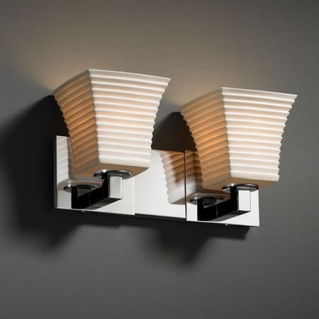 Polished Chrome finish with (-40) Square Flared and Sawtooth shade option