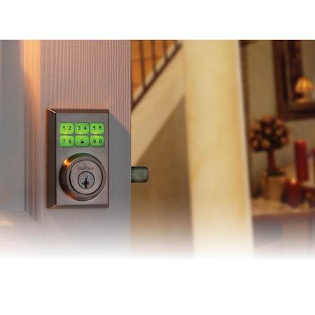 Kwikset-815SCEHFL-909CNT-Bronze LIfestyle
