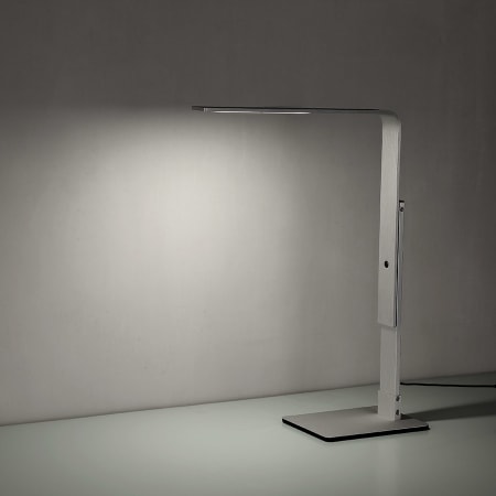 Modern Forms-TL-1810-Gallery Image