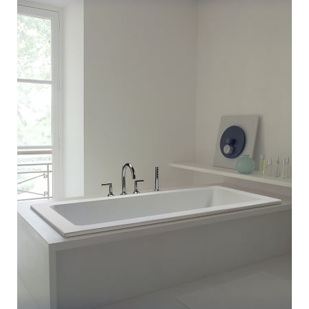 MTI Baths-AW98-DI-Lifestyle