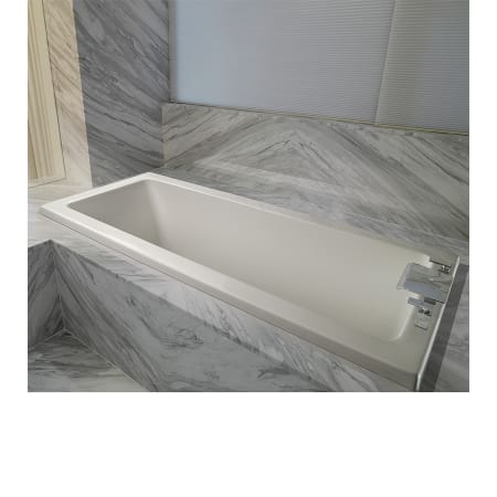 MTI Baths-P91U-DI-Lifestyle