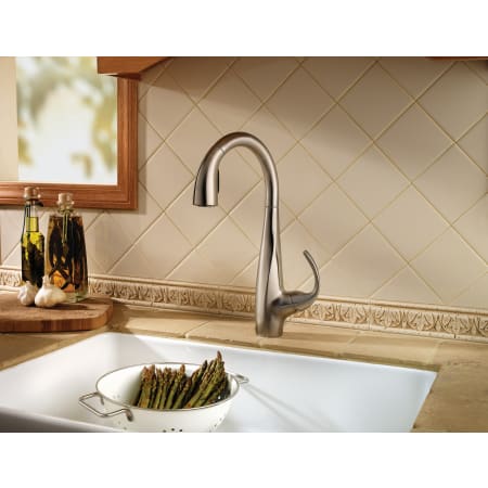 Pfister-LF-529-7AN-Beauty Image